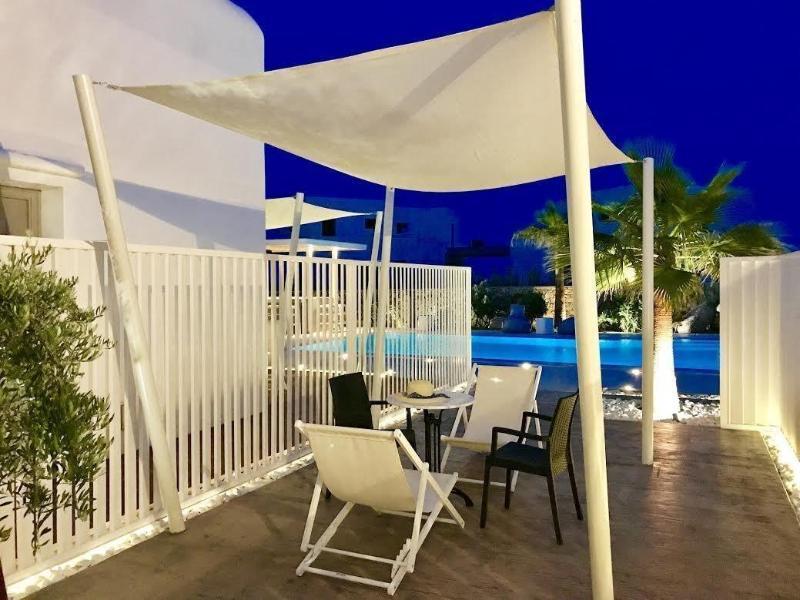 Queen Boutique Suites Mykonos Town Exterior foto